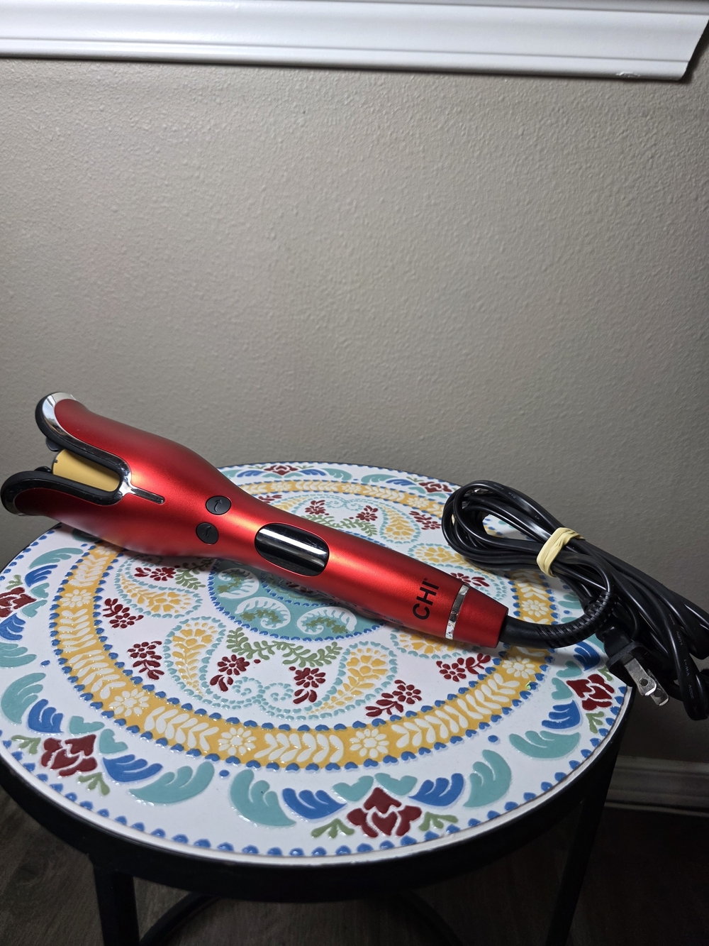 Red CHI Spin & Curl Rotating Spinning Ceramic Curler. 1" Barrel. Like NEW!!
